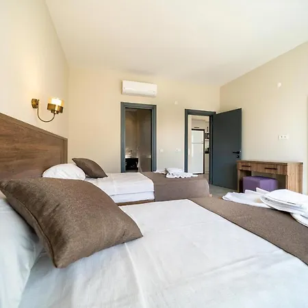 Βίλα 2 Bedroom Private With Swimming Pool *